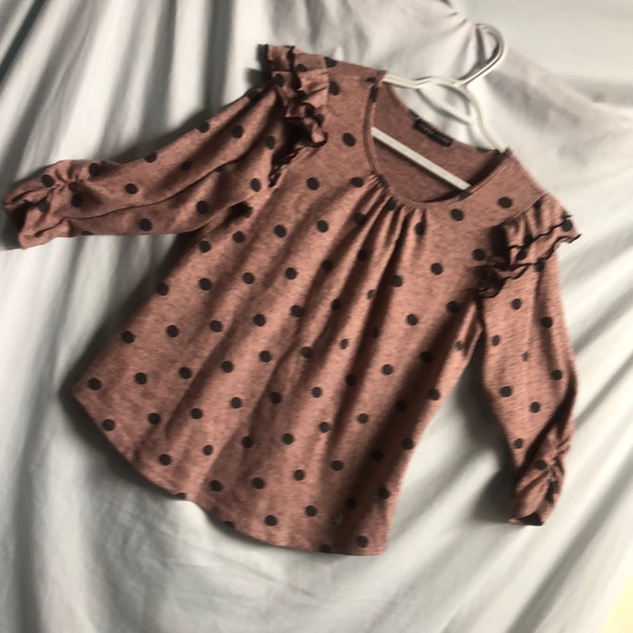 Adrienne Vittadini Sweaters - Adrienne Vittadini mauve heather gray polka dot blouse medium